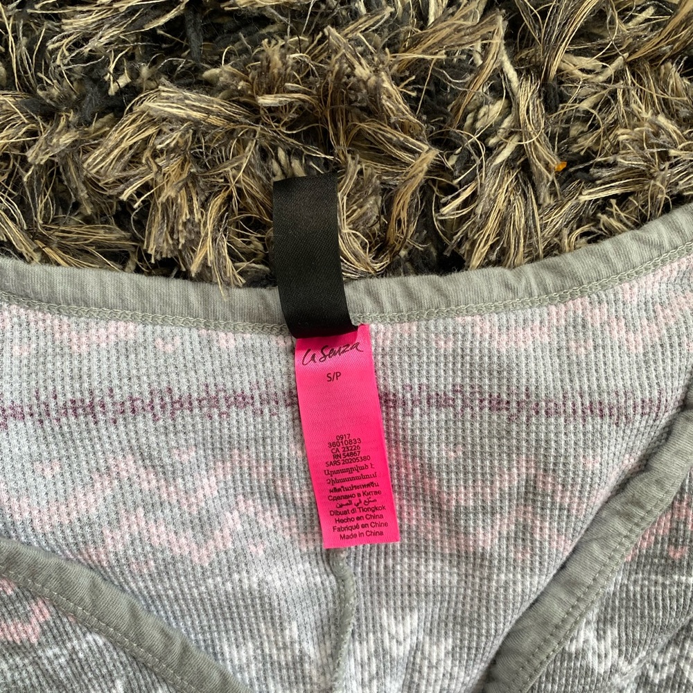 ✨2 for 1✨ One Piece Lounge Wear (SIZE S) - Picture 2 of 8